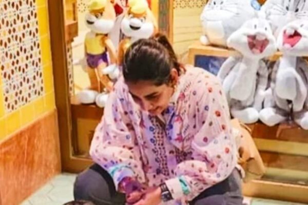 Sanjana Ganesan Slams Trololler: Sanjana Ganashan gave a befitting reply to those that make lewd feedback on son Angad