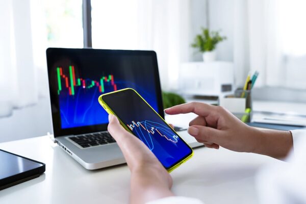 Heard On The Avenue: Sellers Spot Motion In Tata Applied sciences, Everlasting, Divis Lab And Bandhan Financial institution