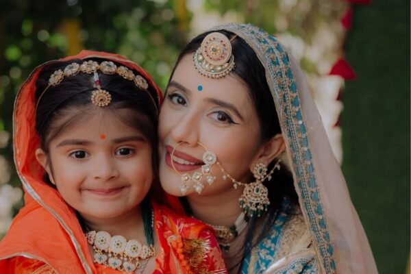 Charu Asopa spent particular moments with daughter Jiana, shared cute video
