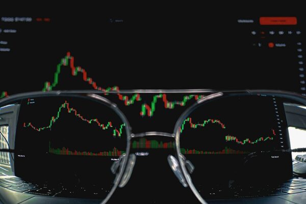 Commerce Setup For July 2: Nifty Resistance At 25,670–25,740