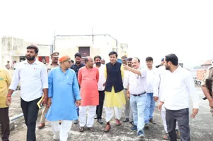 Deoria Medical College: मृतक का शव जल टैंक में मिलने से विवाद बढ़ा, प्रिंसिपल हटाया गया